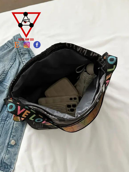 Urban Print Shoulder Tote – Gray
